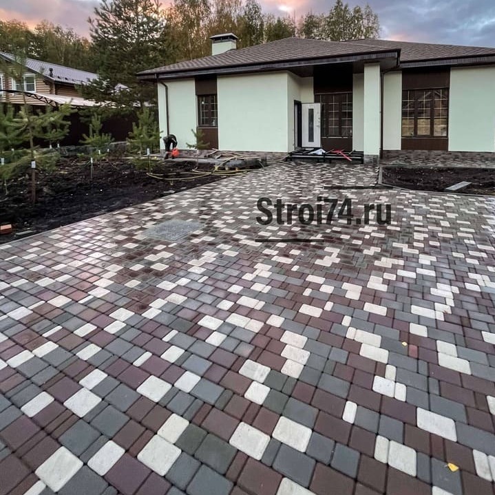 пример тротуарной плитки в Челябинске на придомовой территории